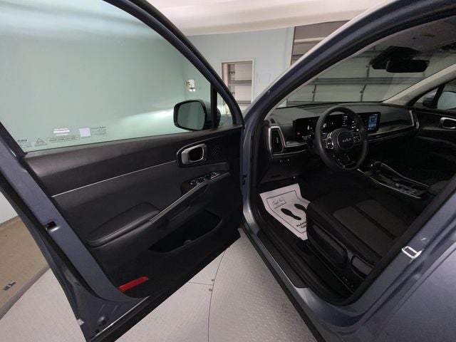 2025 Kia Sorento LX