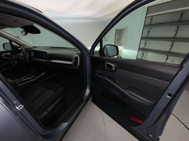 2025 Kia Sorento LX