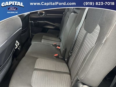 2025 Kia Sorento LX