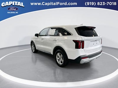 2025 Kia Sorento LX