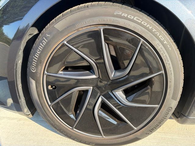 2026 Tesla Model S Base
