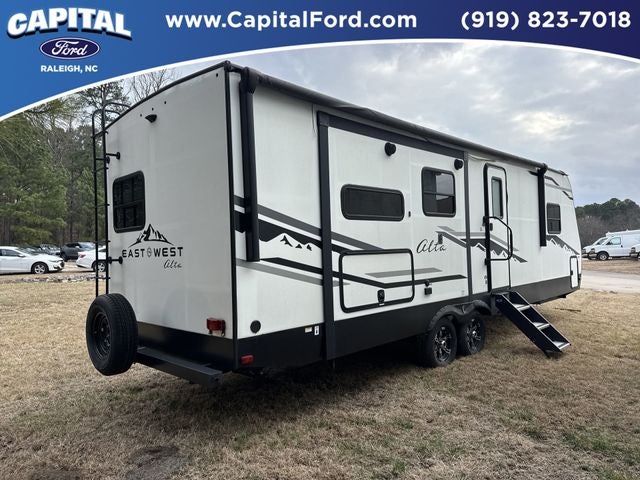 2021 East to West Alta CT Camper