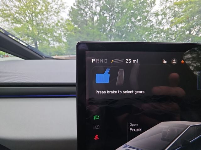 2025 Tesla Cybertruck Long Range