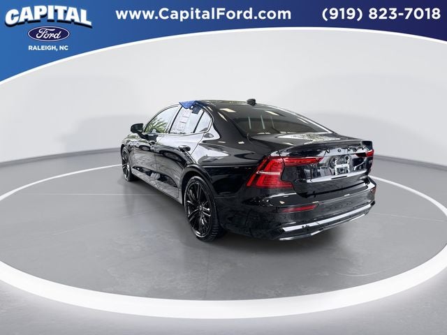 2024 Volvo S60 B5 Plus Black Edition