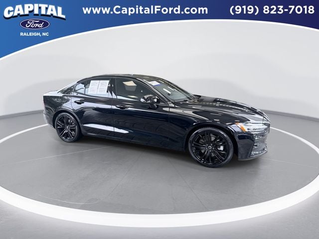 2024 Volvo S60 B5 Plus Black Edition