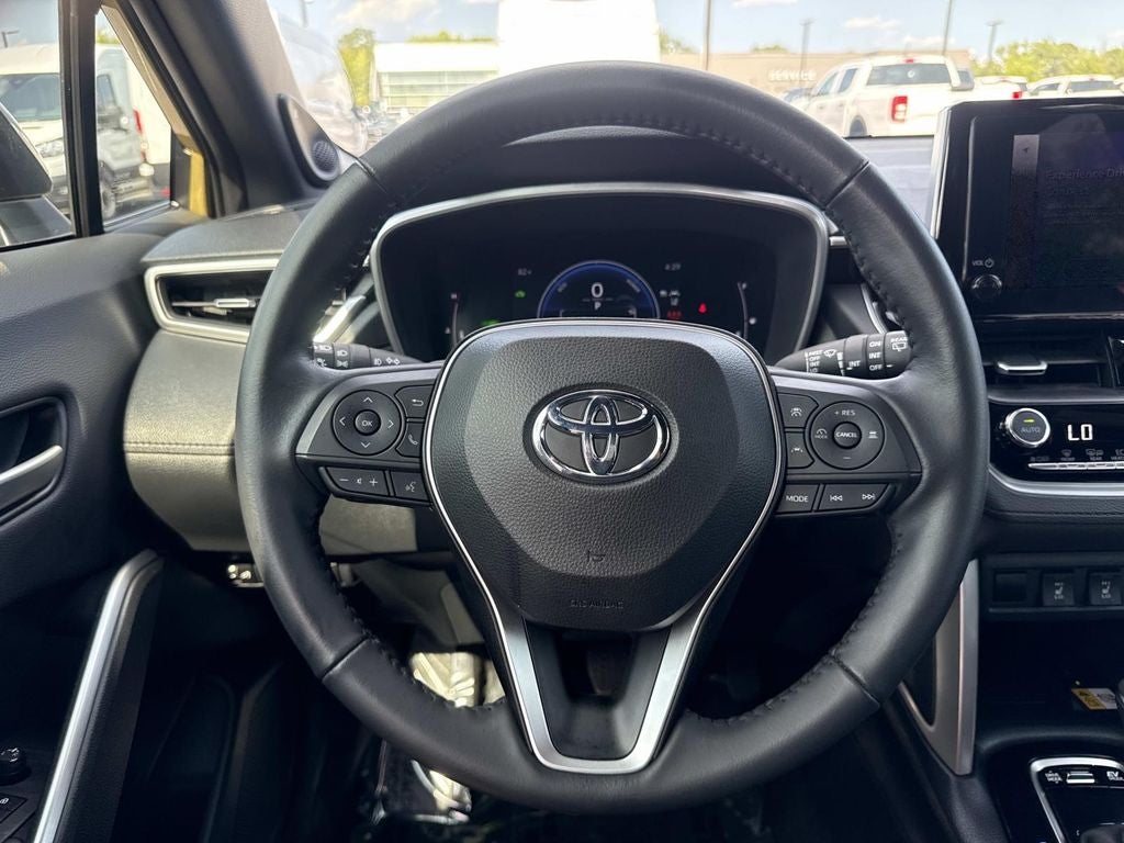 2023 Toyota Corolla Cross Hybrid XSE