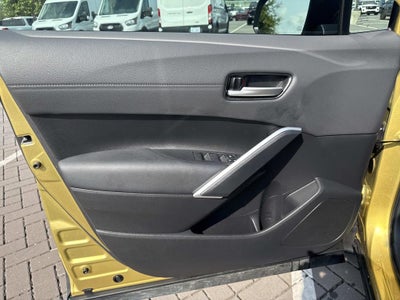 2023 Toyota Corolla Cross Hybrid XSE