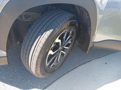 2023 Toyota Corolla Cross Hybrid SE