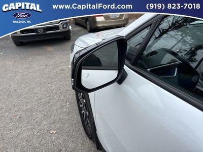 2025 Toyota Corolla Cross Hybrid SE