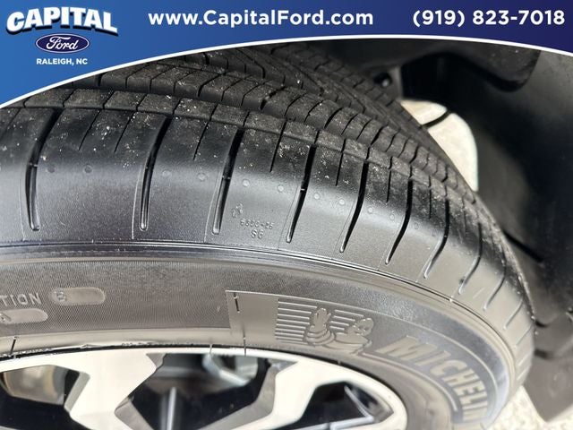 2025 Toyota Corolla Cross Hybrid SE