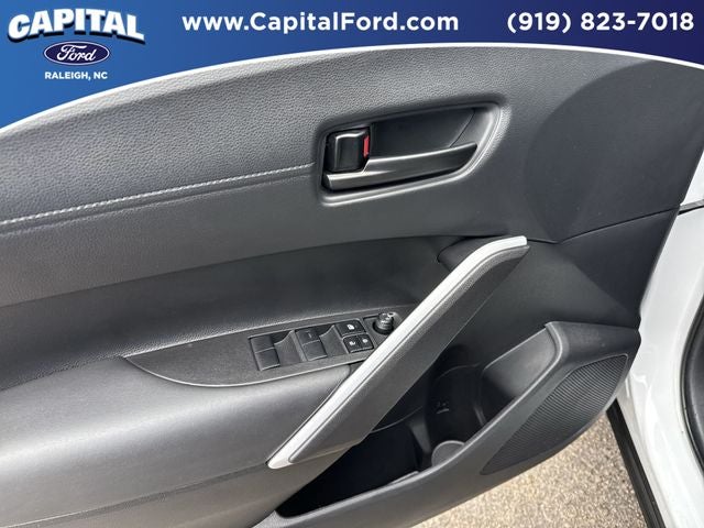 2025 Toyota Corolla Cross Hybrid SE