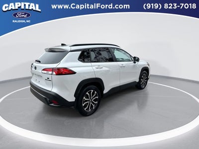 2025 Toyota Corolla Cross Hybrid SE