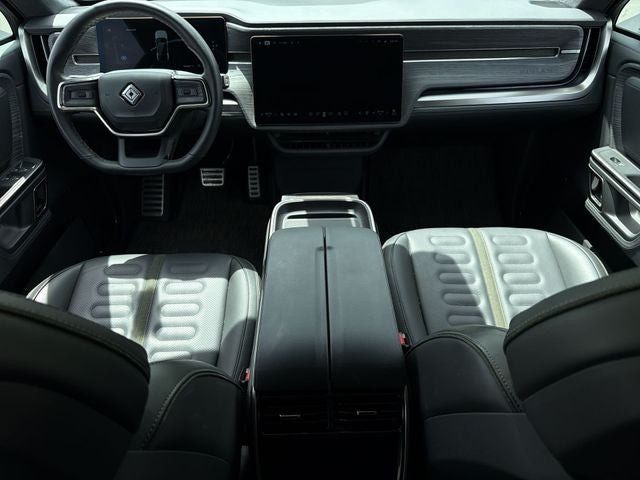 2024 Rivian R1S Adventure