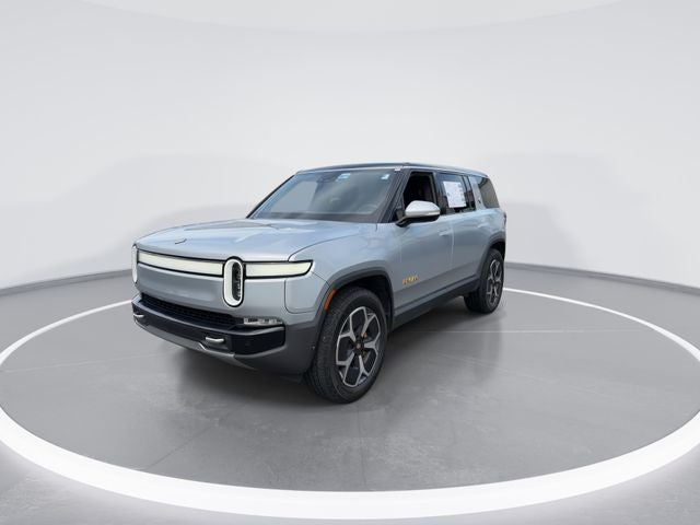 2024 Rivian R1S Adventure