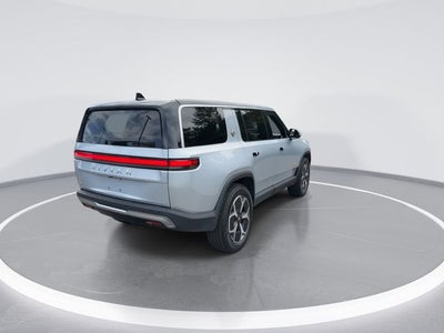 2024 Rivian R1S Adventure