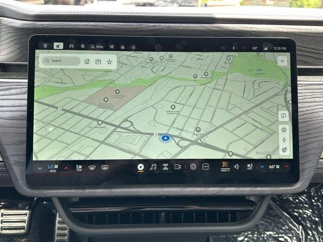 2024 Rivian R1S Adventure