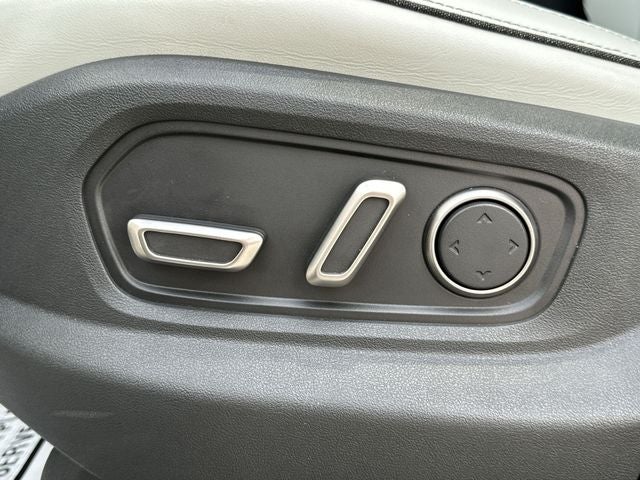 2024 Rivian R1S Adventure