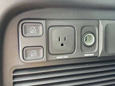 2024 Rivian R1S Adventure