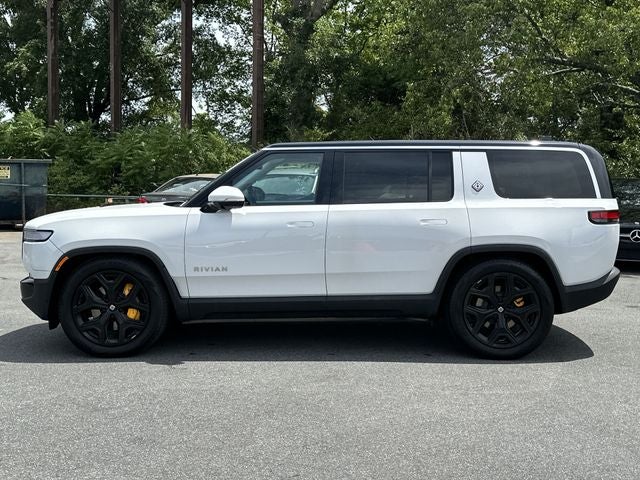 2024 Rivian R1S Adventure