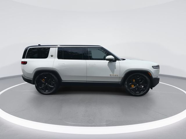 2024 Rivian R1S Adventure