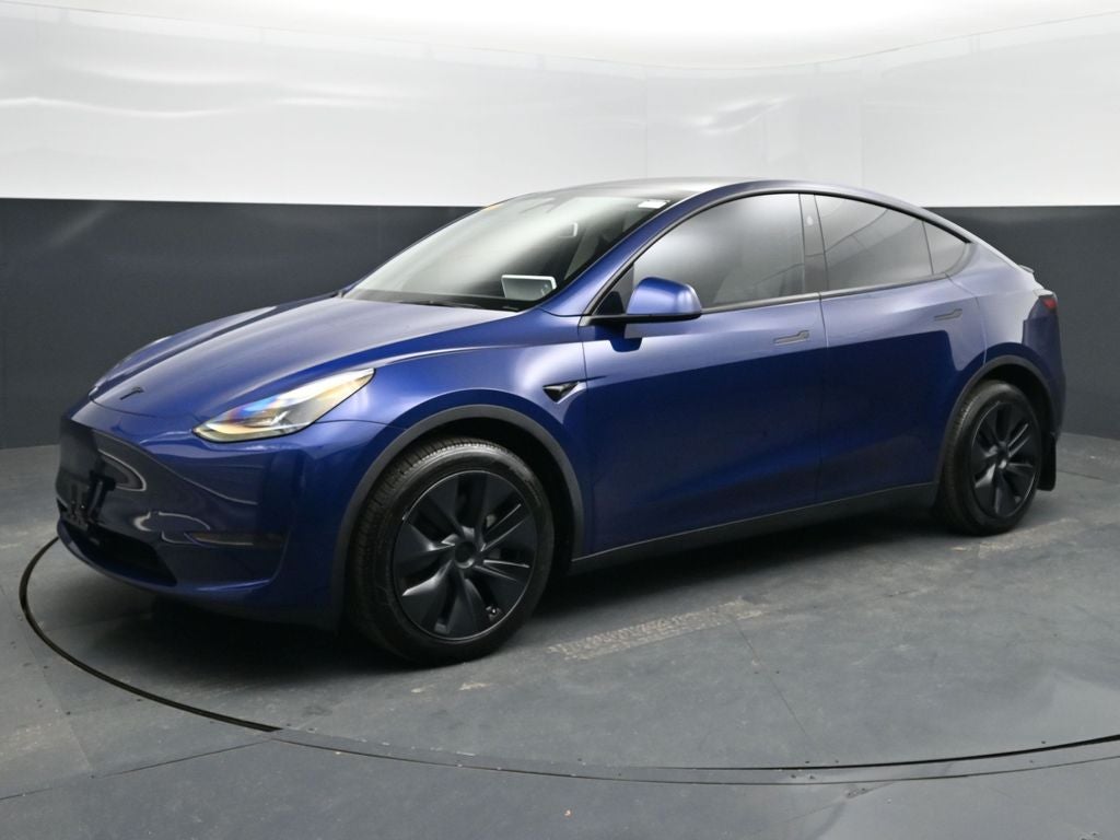 2024 Tesla Model Y Standard Range