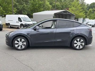 2024 Tesla Model Y Long Range