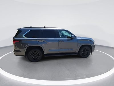 2024 Toyota Sequoia SR5