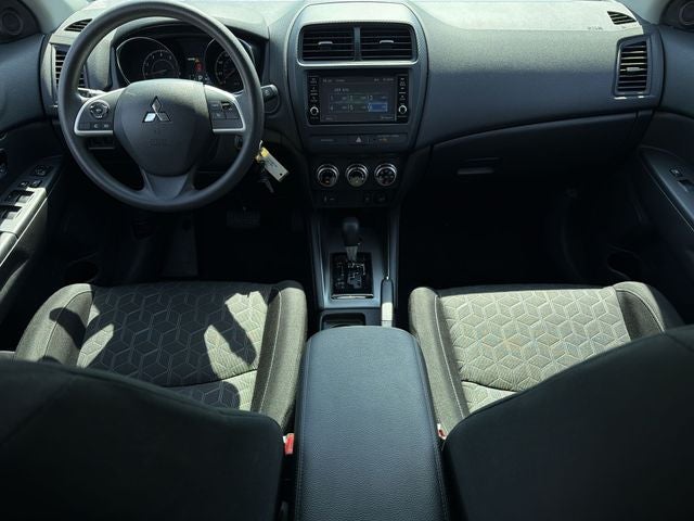 2025 Mitsubishi Outlander Sport 2.0 SE