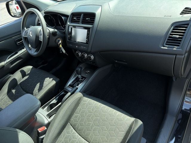 2025 Mitsubishi Outlander Sport 2.0 SE