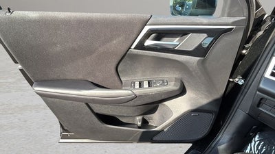 2025 Mitsubishi Outlander ES