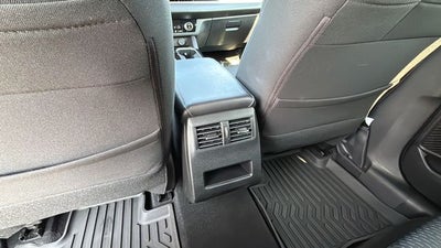 2025 Mitsubishi Outlander ES