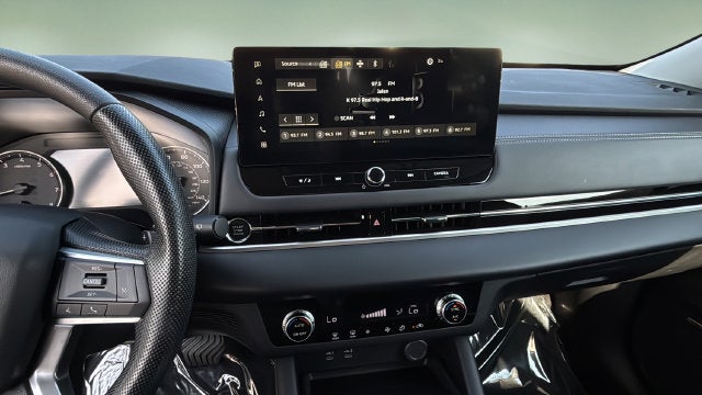 2025 Mitsubishi Outlander ES