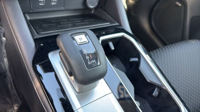 2025 Mitsubishi Outlander ES