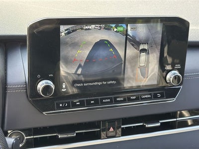 2023 Mitsubishi Outlander Base