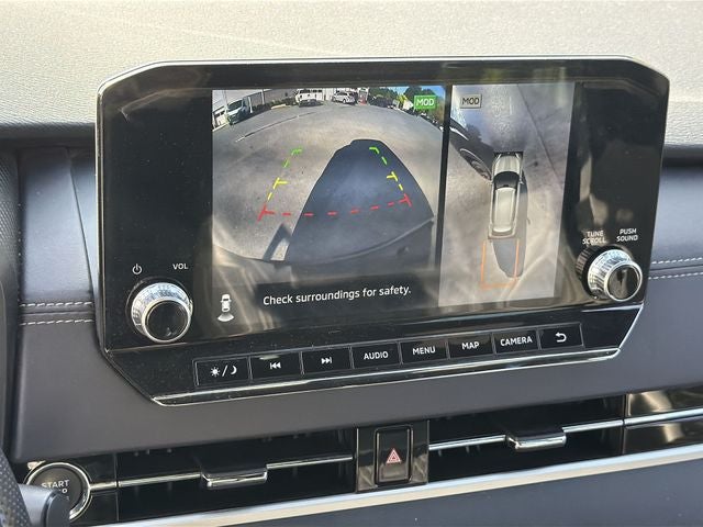 2023 Mitsubishi Outlander Base