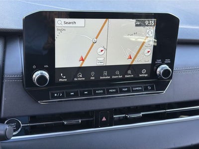 2023 Mitsubishi Outlander Base