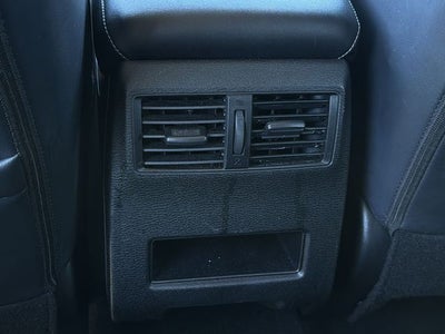 2024 Mitsubishi Outlander Base