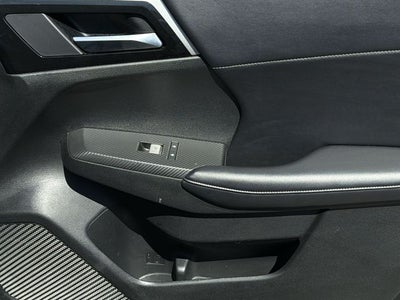 2024 Mitsubishi Outlander Base