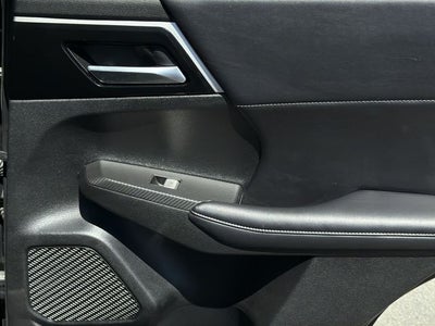 2024 Mitsubishi Outlander Base