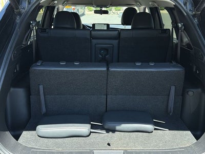 2024 Mitsubishi Outlander Base