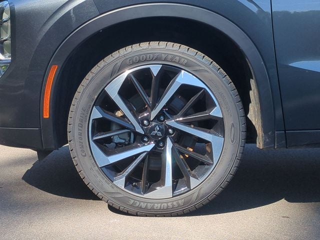 2024 Mitsubishi Outlander SE Black Edition
