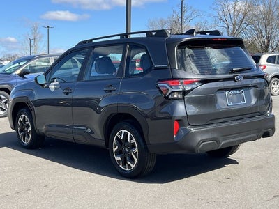 2025 Subaru Forester Base