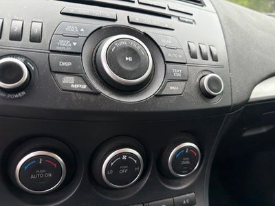 2013 Mazda Mazda3 i Touring