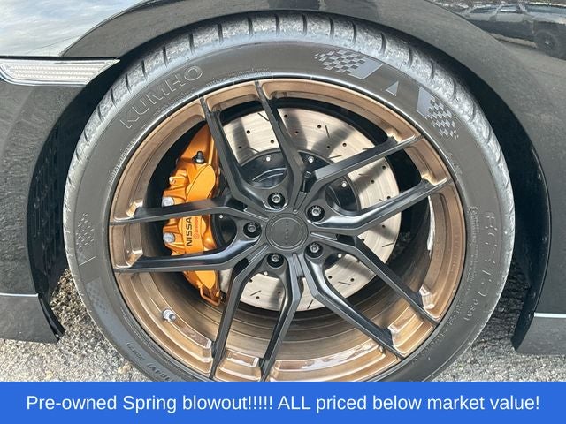 2011 Nissan GT-R Premium