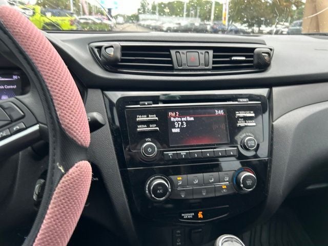 2017 Nissan Rogue Sport S