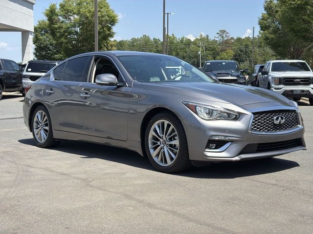2023 INFINITI Q50 LUXE