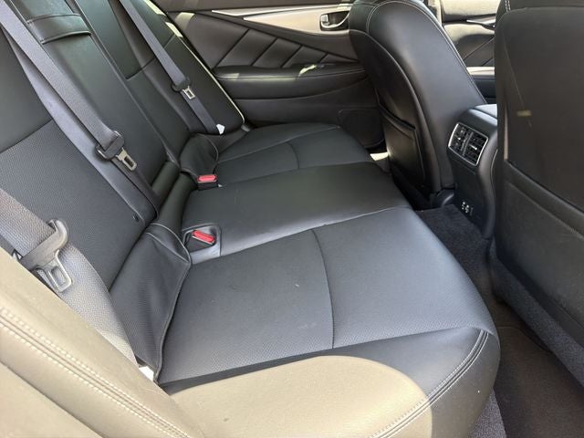 2023 INFINITI Q50 LUXE