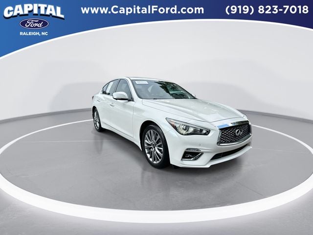 2023 INFINITI Q50 LUXE