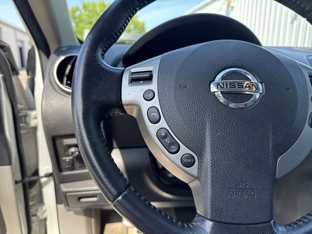 2011 Nissan Rogue SV