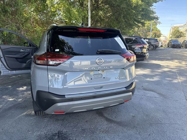 2021 Nissan Rogue SL